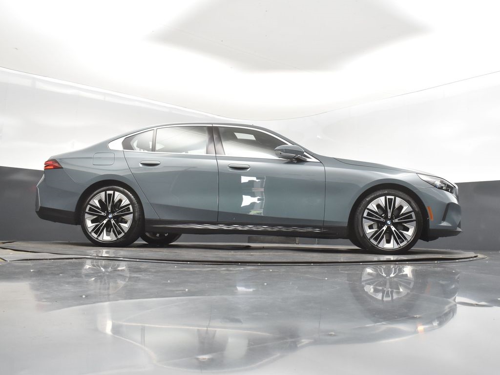 2024 Cape York Green Metallic BMW 5 Series 530i RWD Sedan