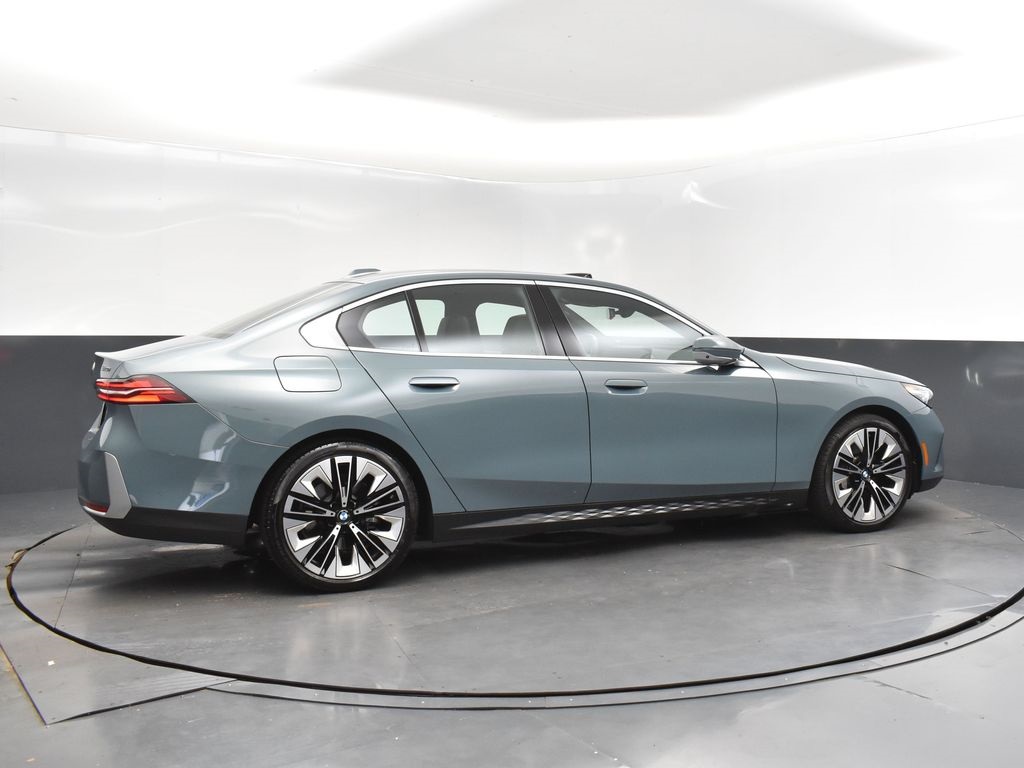 2024 Cape York Green Metallic BMW 5 Series 530i RWD Sedan