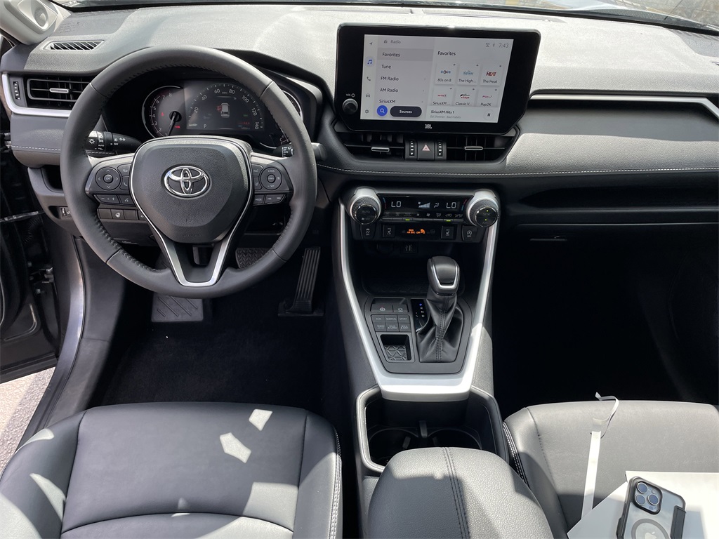 2024 Toyota RAV4 XLE Premium photo 9