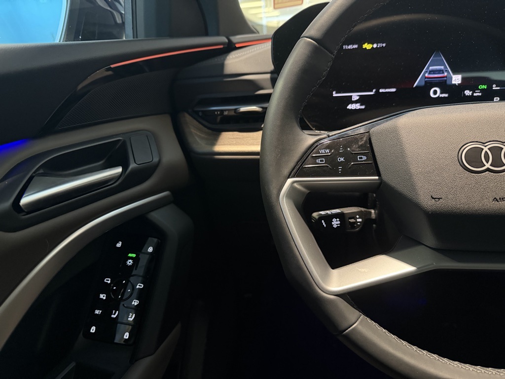 used 2025 Audi Q5 car, priced at $50,289