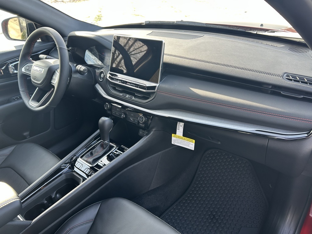 new 2026 Jeep Compass car, priced at $34,390