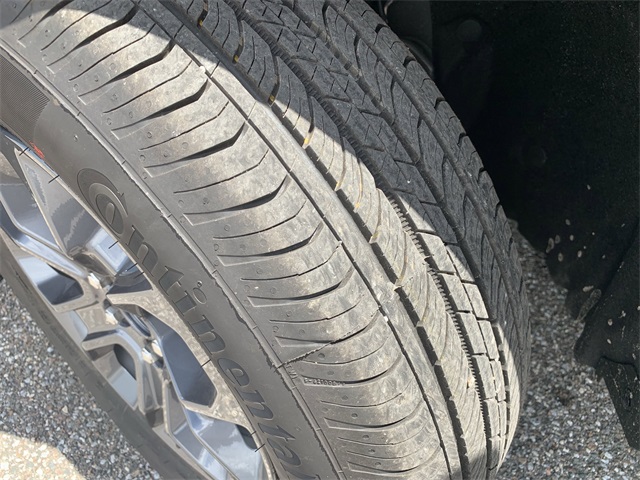 2025 Shadow Black Ford Maverick XLT FWD Truck