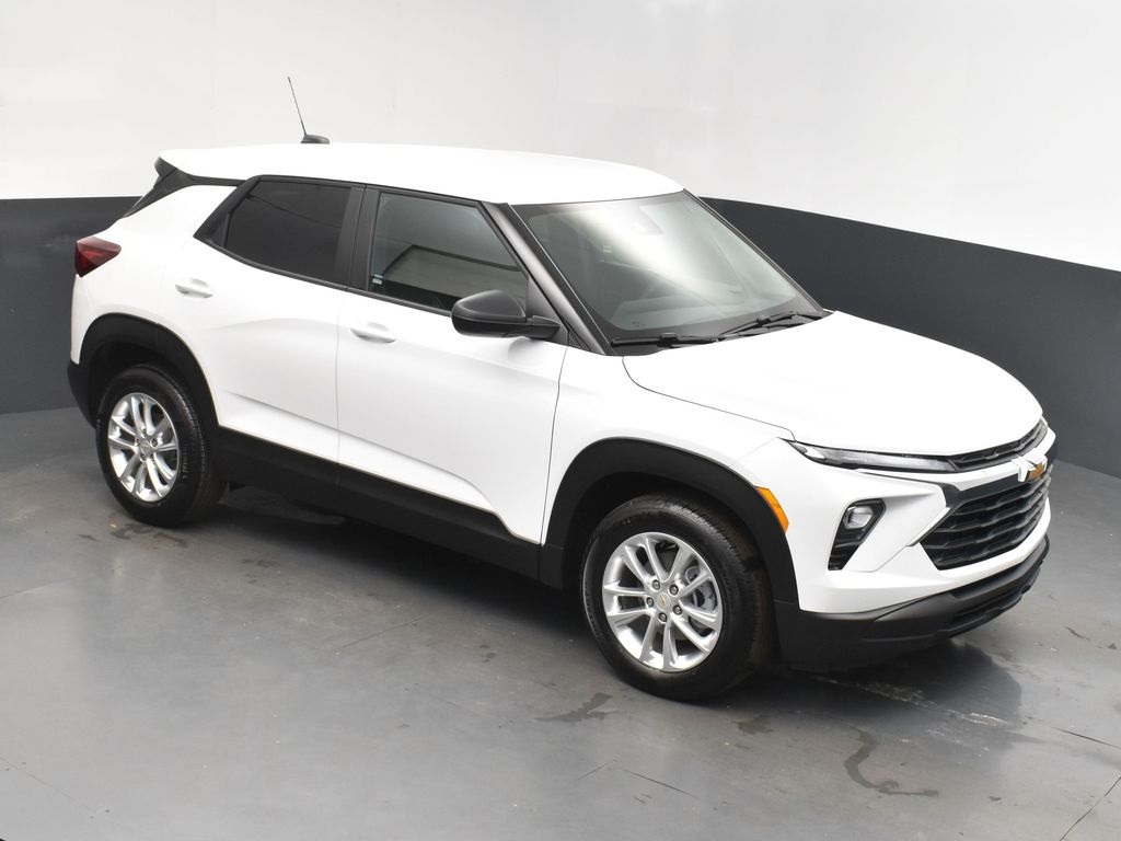 2025 Summit White Chevrolet Trailblazer LS SUV