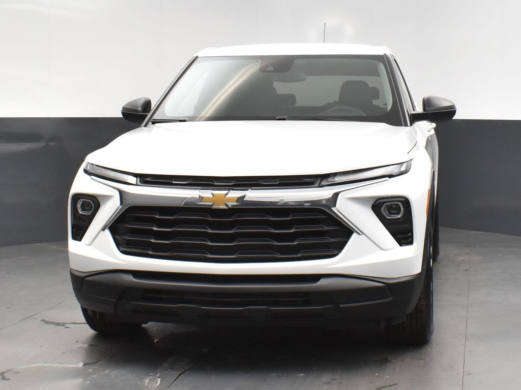 2025 Summit White Chevrolet TrailBlazer LS FWD SUV