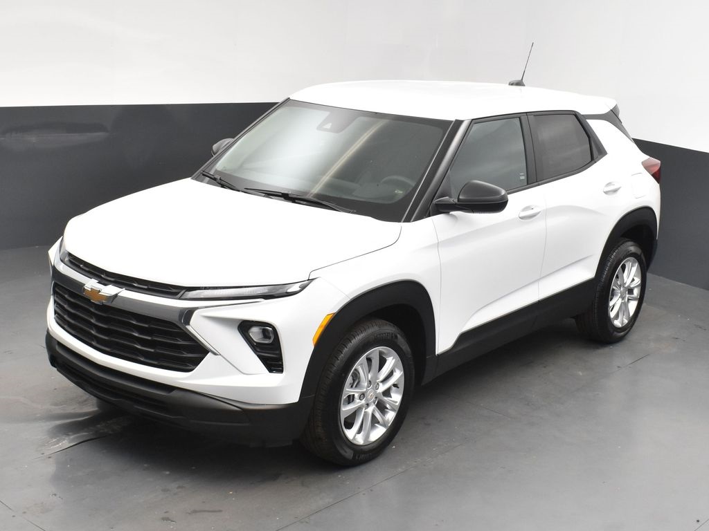 2025 Summit White Chevrolet TrailBlazer LS FWD SUV