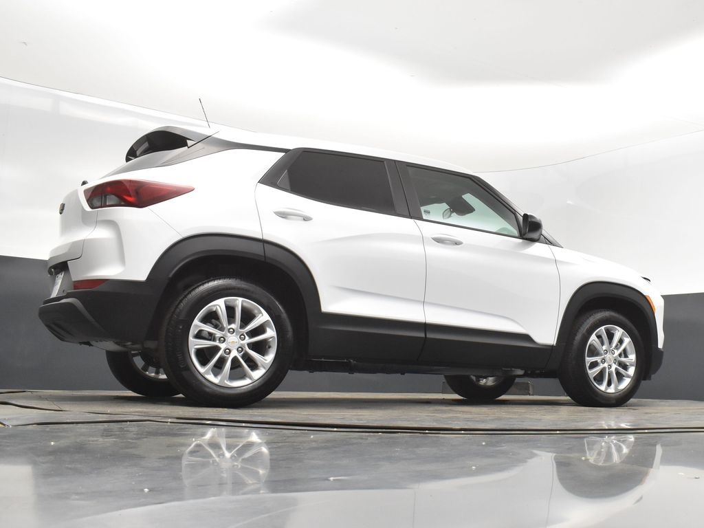2025 Summit White Chevrolet TrailBlazer LS FWD SUV