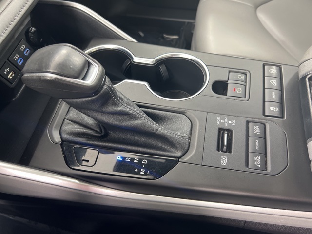 2022 Toyota Highlander XLE photo 23