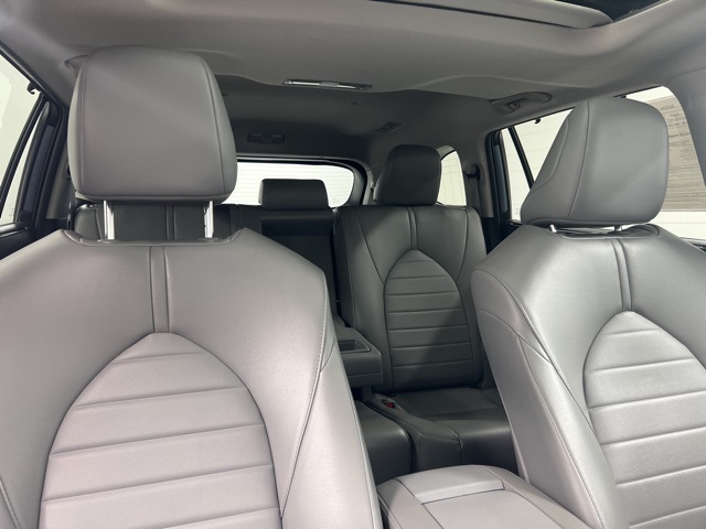 2022 Toyota Highlander XLE photo 24