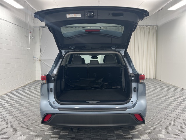2022 Toyota Highlander XLE photo 8