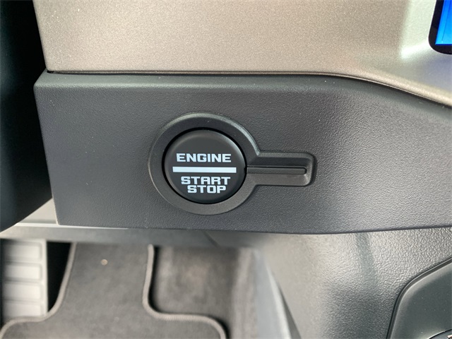 2025 Oxford White Ford Bronco Outer Banks 4X4 SUV