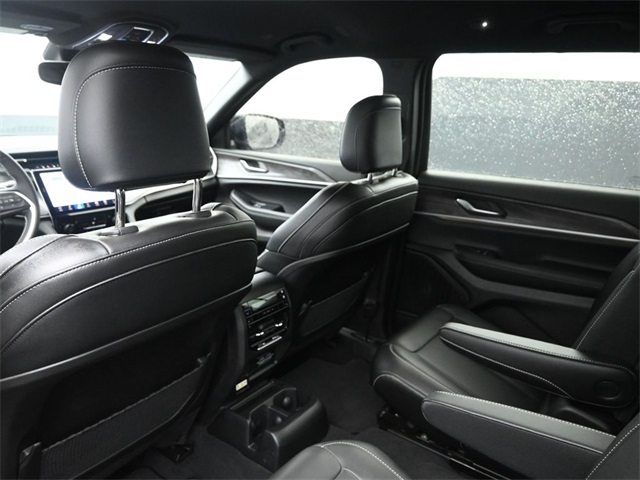 new 2024 Jeep Grand Cherokee L car, priced at $44,500