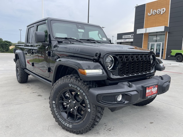 2025 Jeep Gladiator Willys's photo