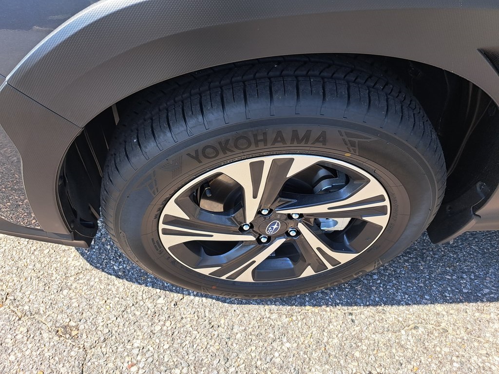 2025 Subaru Crosstrek Premium SUV AWD 26