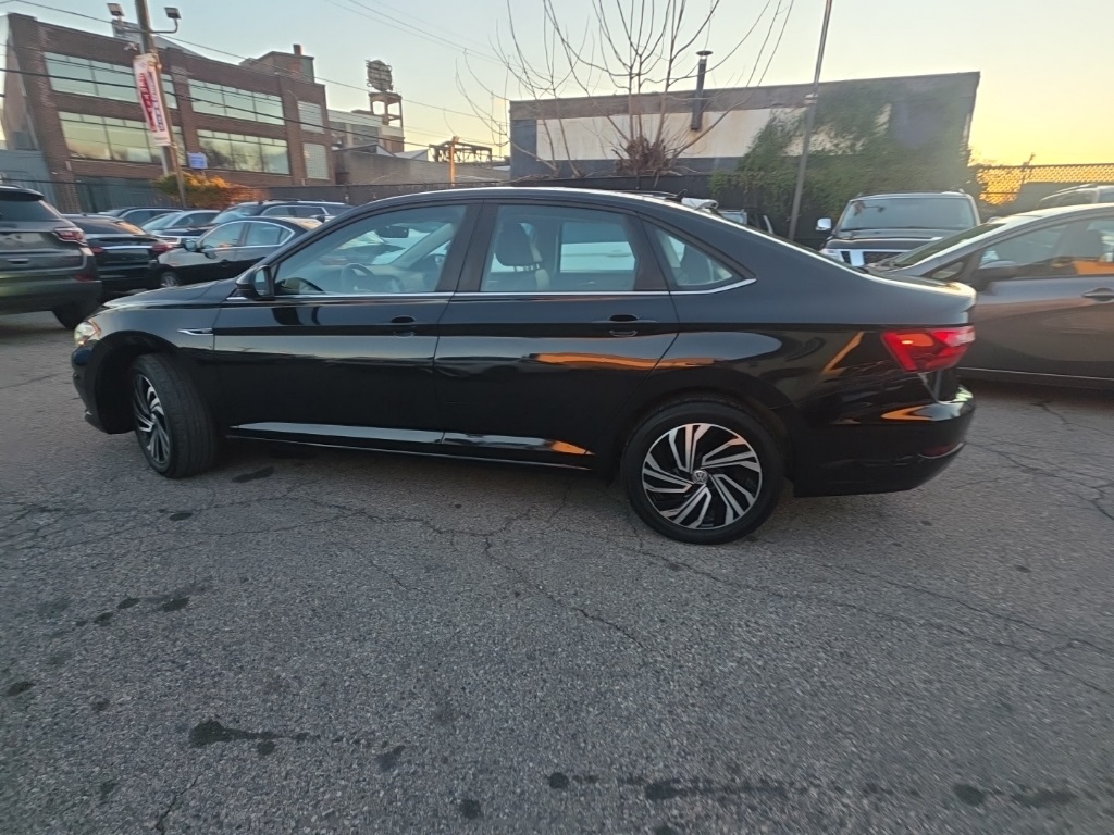 used 2021 Volkswagen Jetta car, priced at $13,895