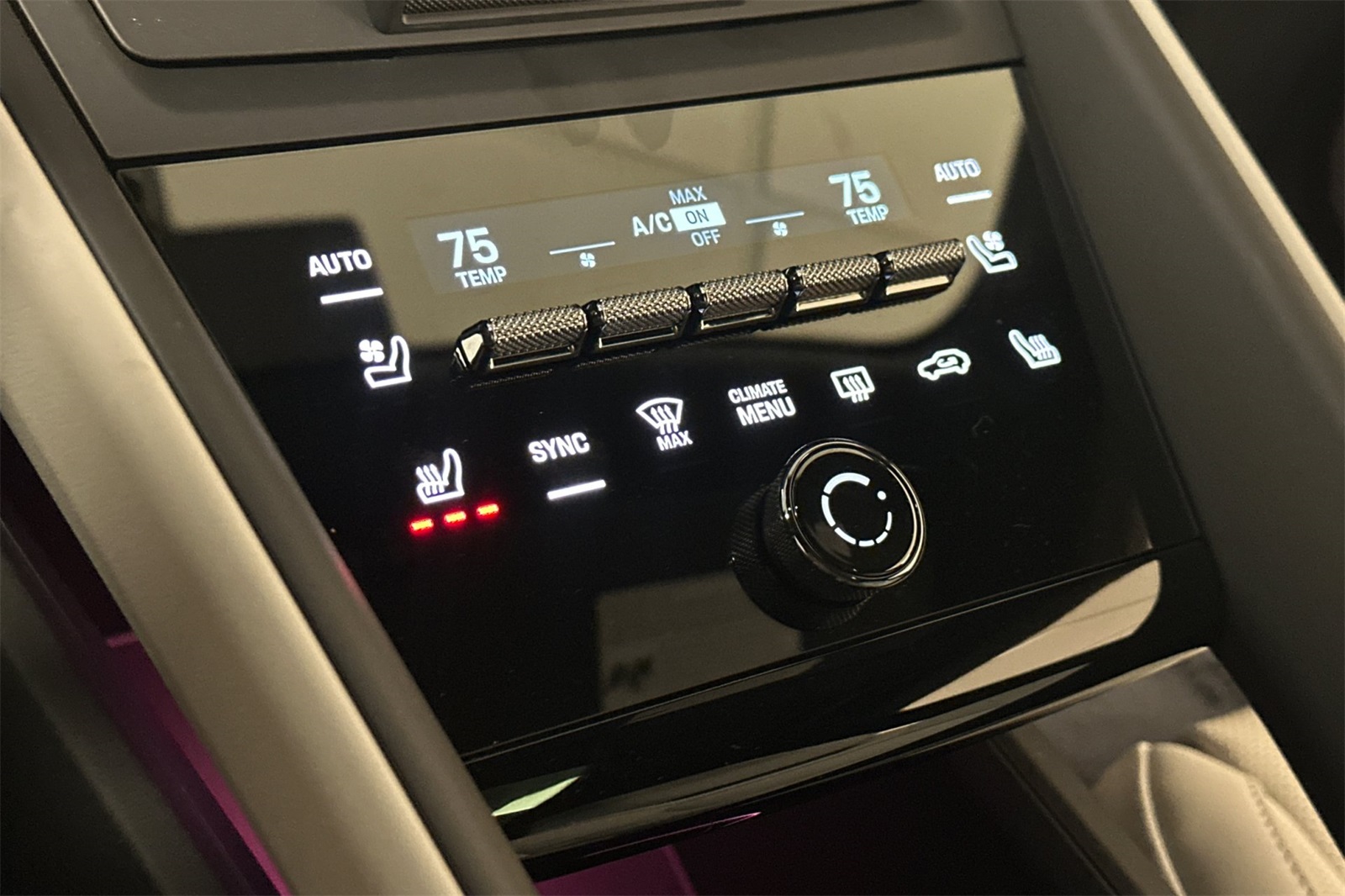 2024 Porsche Macan 4 Electric photo 19