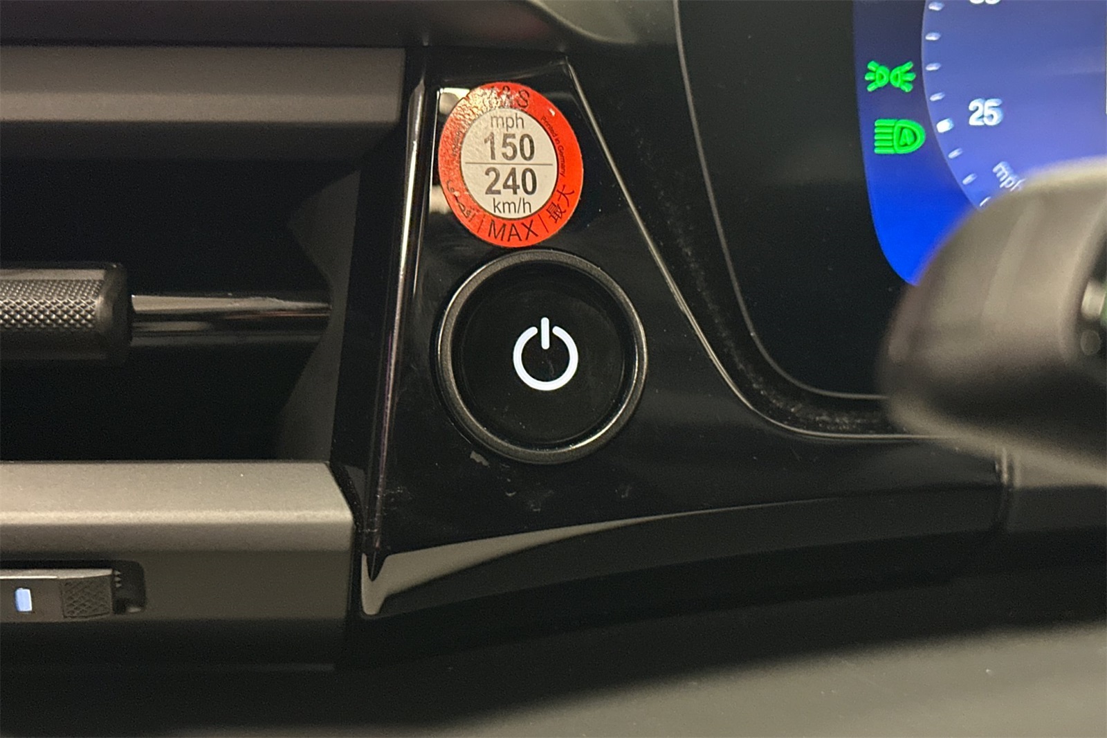 2024 Porsche Macan 4 Electric photo 20