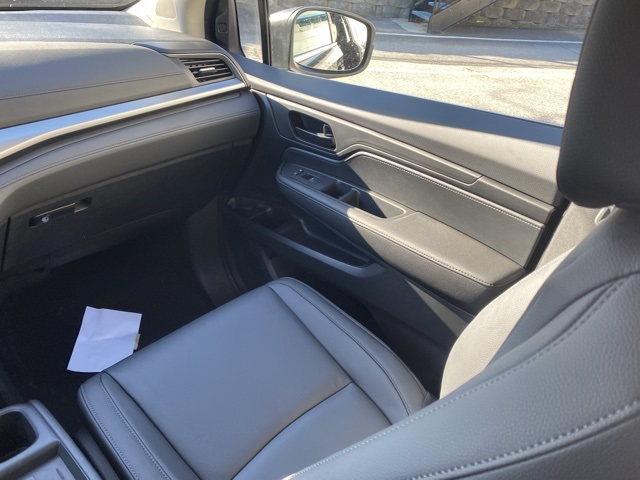 new 2026 Honda Odyssey car, priced at $43,401