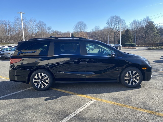 new 2026 Honda Odyssey car, priced at $43,401