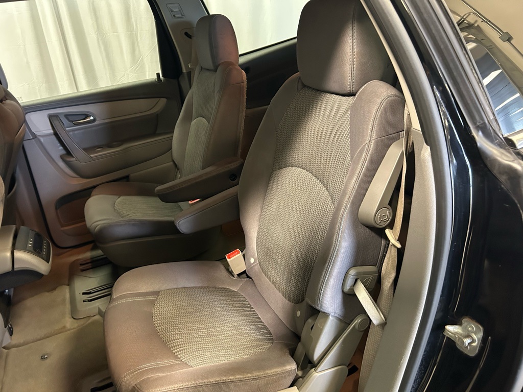 used 2016 Chevrolet Traverse car, priced at $7,989