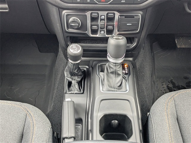 2026 Jeep Wrangler 4-Door Sport RHD 4x4