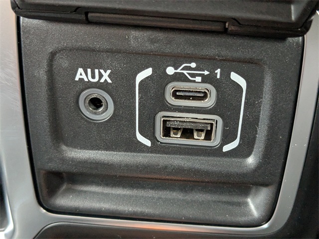 2026 Jeep Wrangler 4-Door Sport RHD 4x4