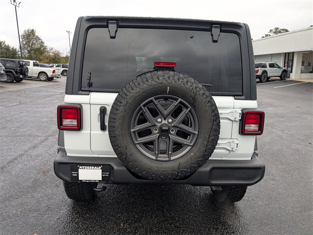 2026 Jeep Wrangler 4-Door Sport RHD 4x4