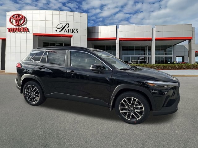 2026 Toyota Corolla Cross XLE's photo