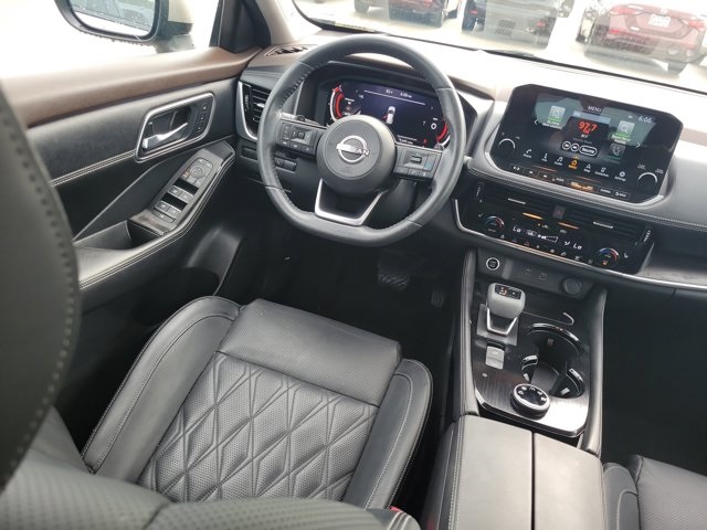 2023 Champagne Silver Metallic Nissan Rogue Platinum AWD SUV