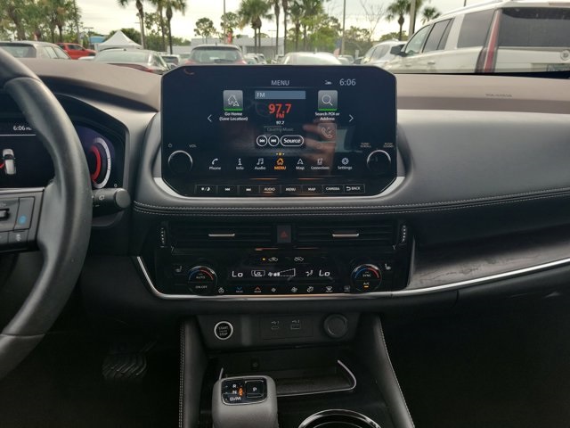 2023 Champagne Silver Metallic Nissan Rogue Platinum AWD SUV