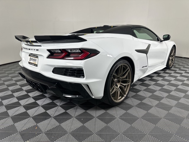 2026 Chevrolet Corvette Z06 3LZ photo 3