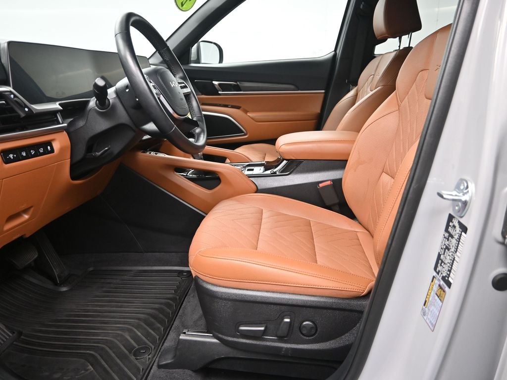 2025 Kia Telluride EX photo 12