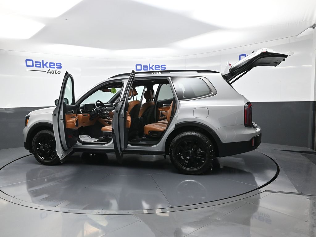 2025 Kia Telluride EX photo 54