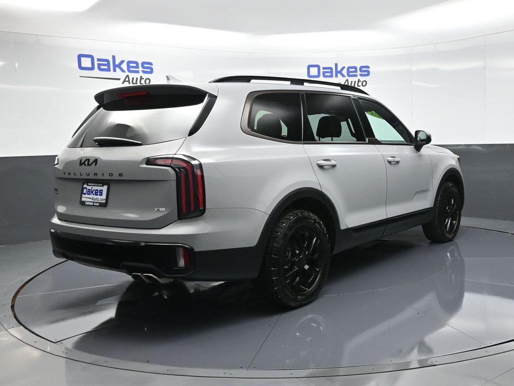 2025 Kia Telluride EX photo 7