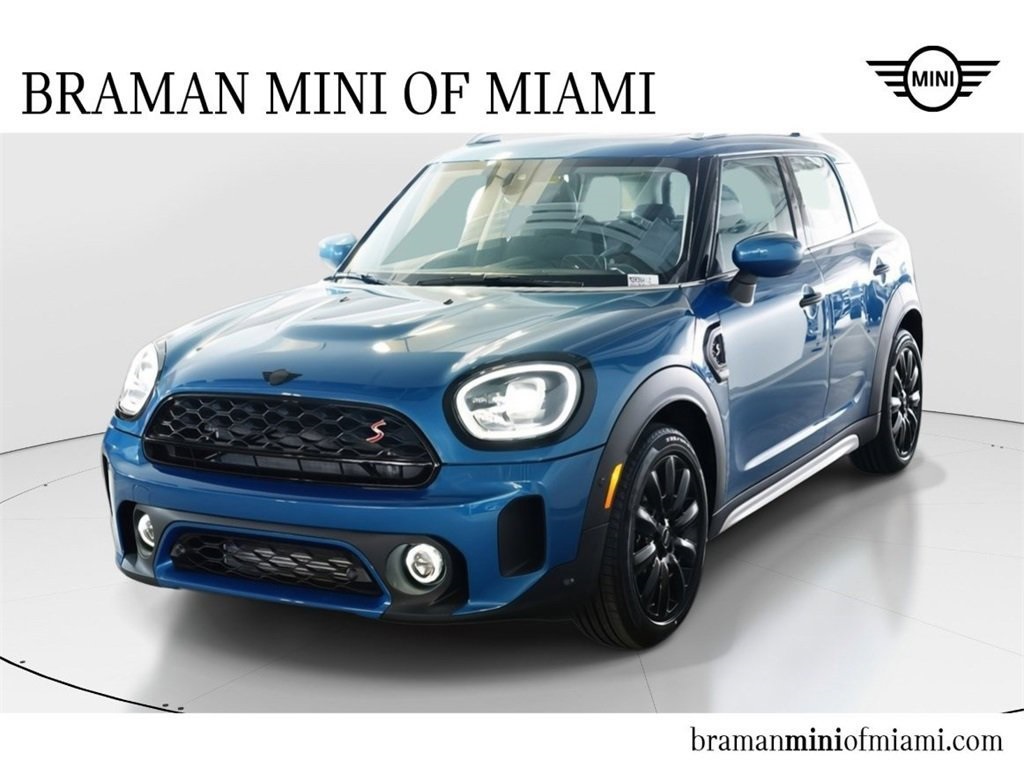 2024 MINI Countryman S's photo