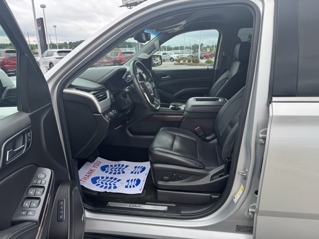 Photo of 2017 GMC Yukon SLT in Jacksonville, NC - 12,  2017 GMC Yukon SLT:16850P