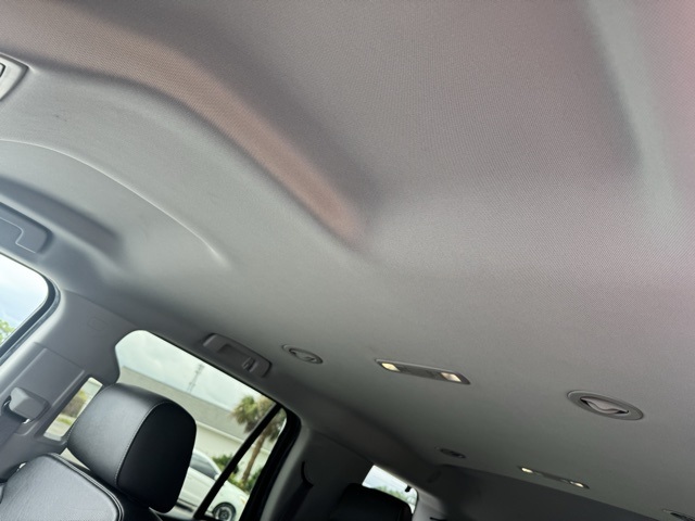 Photo of 2017 GMC Yukon SLT in Jacksonville, NC - 14,  2017 GMC Yukon SLT:16850P