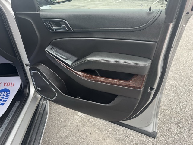 Photo of 2017 GMC Yukon SLT in Jacksonville, NC - 30,  2017 GMC Yukon SLT:16850P