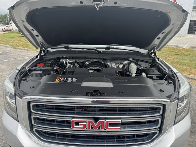 Photo of 2017 GMC Yukon SLT in Jacksonville, NC - 40,  2017 GMC Yukon SLT:16850P