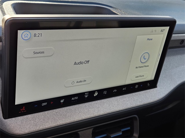 New 2025 Ford Maverick XLT 4D Crew Cab