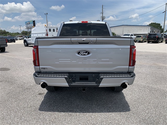 2025 Iconic Silver Metallic Ford F-150 Lariat 4X4 Truck