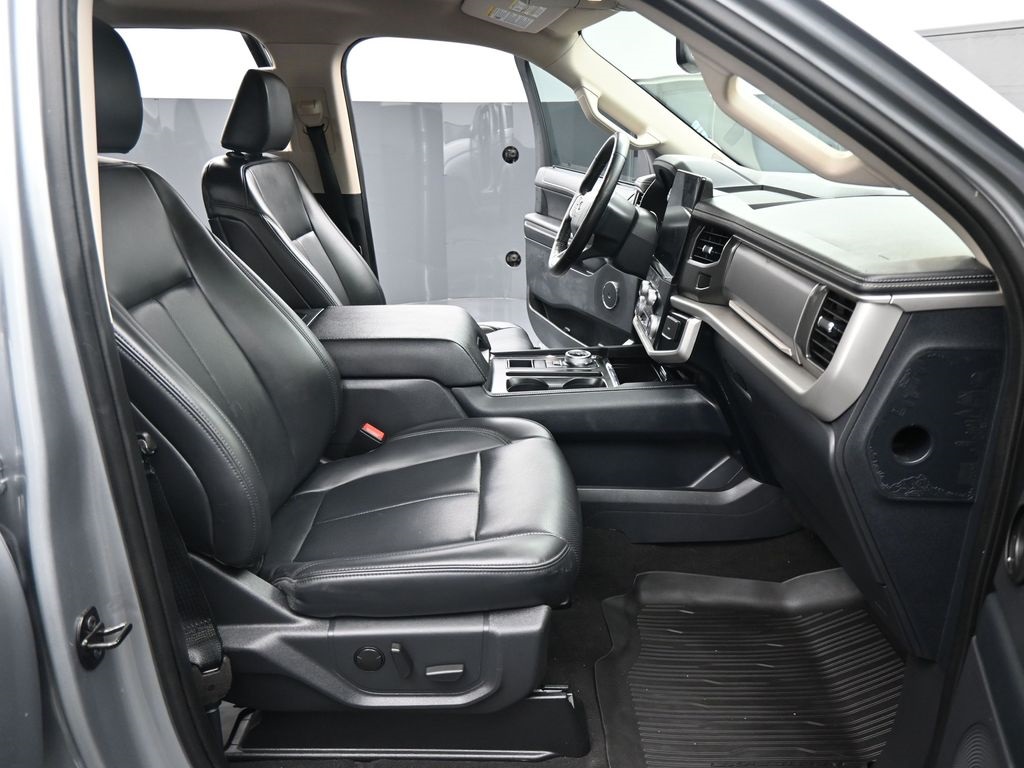Used 2024 Ford Expedition SUV