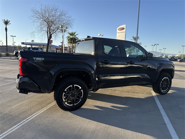 2025 Toyota Tacoma TRD Sport Double Cab photo 4