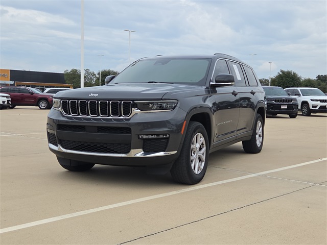 2022 Jeep Grand Cherokee Limited photo 3