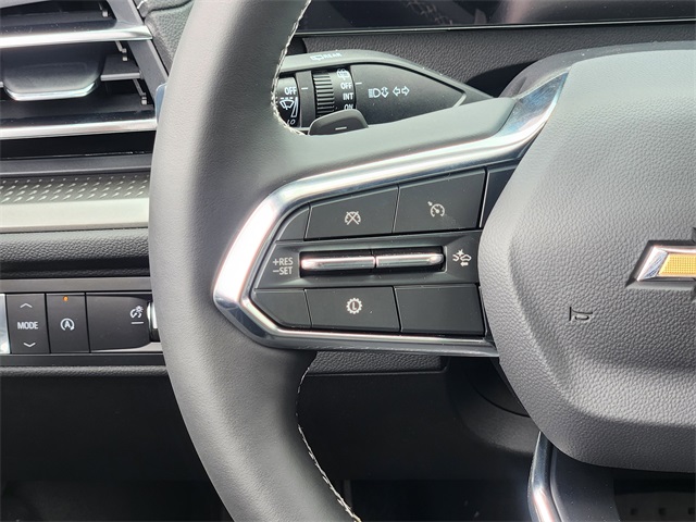 2025 Lakeshore Blue Metallic Chevrolet Traverse LT FWD SUV