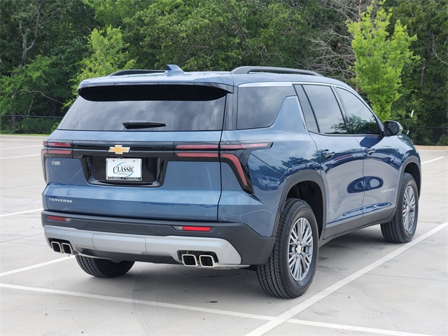 2025 Lakeshore Blue Metallic Chevrolet Traverse LT FWD SUV