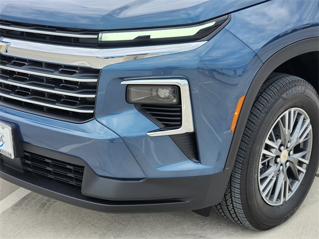 2025 Lakeshore Blue Metallic Chevrolet Traverse LT FWD SUV