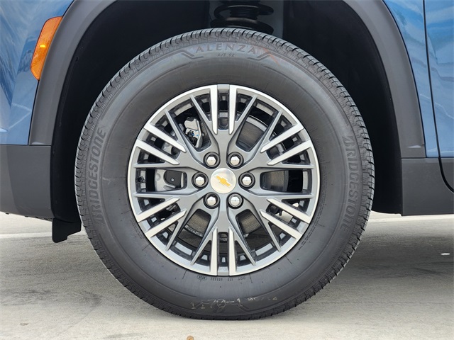 2025 Lakeshore Blue Metallic Chevrolet Traverse LT FWD SUV