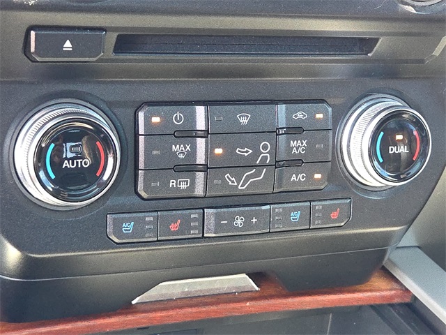 2017 Ford F-250 photo 21