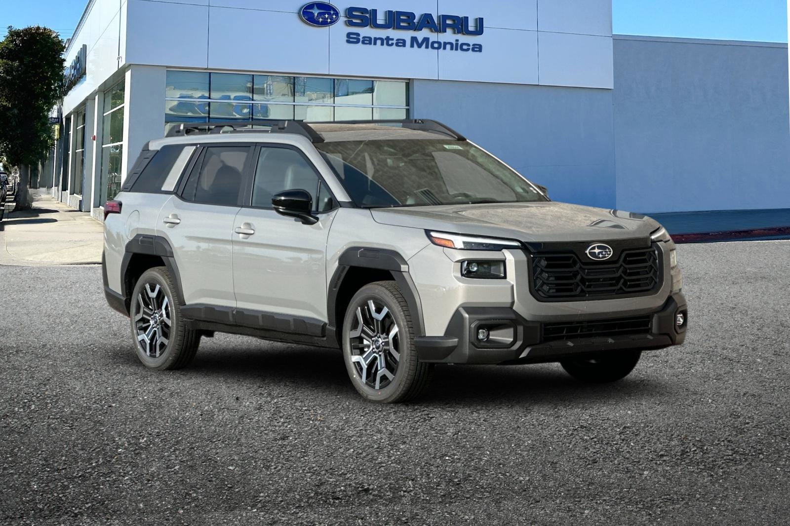 2026 Subaru Outback Touring's photo