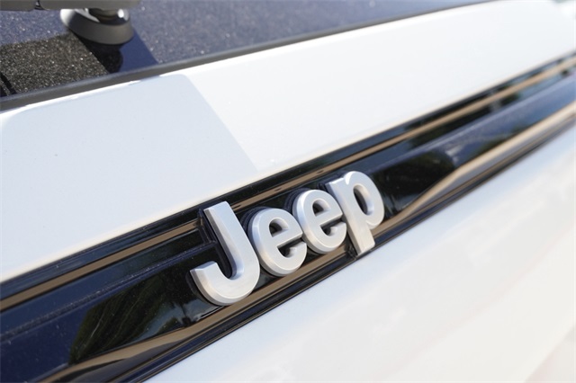 New 2025 Jeep Grand Cherokee SUV